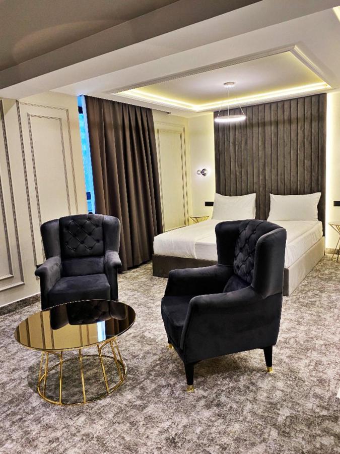 Hotel Boutique Bristol Sarajevo Bagian luar foto