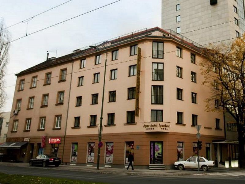 Hotel Boutique Bristol Sarajevo Bagian luar foto