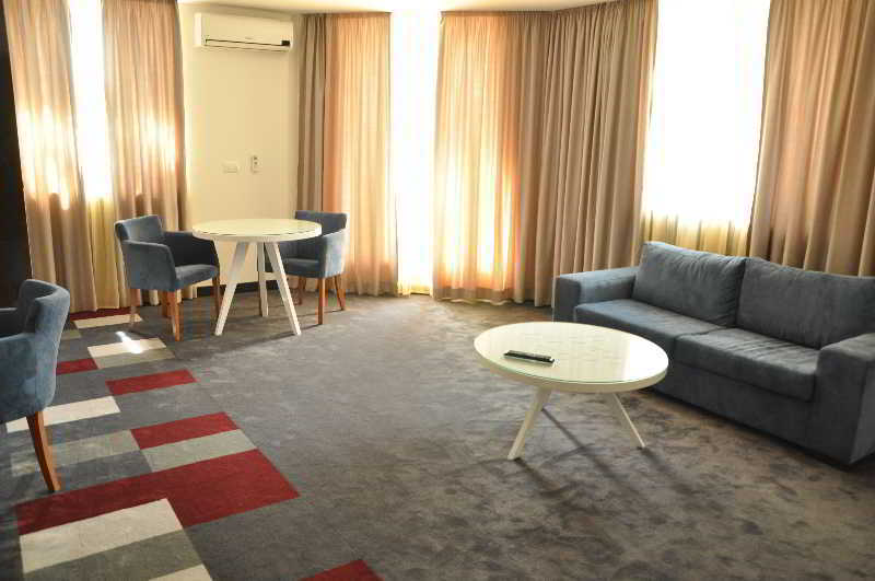 Hotel Boutique Bristol Sarajevo Bagian luar foto