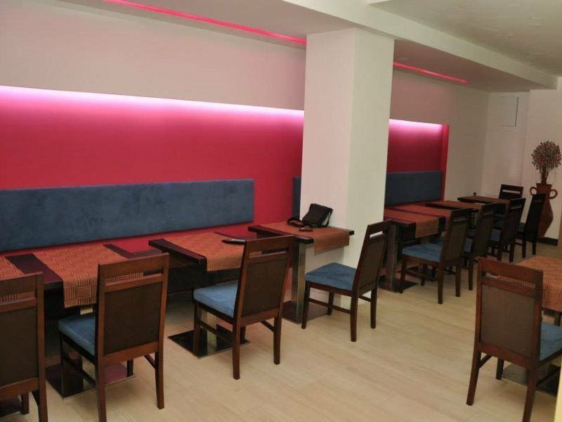 Hotel Boutique Bristol Sarajevo Bagian luar foto
